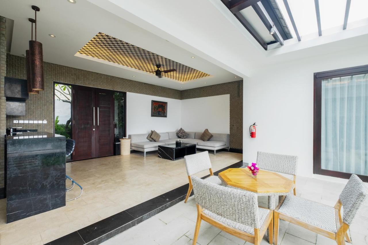 Prasana Villas By Arjani Resorts Uluwatu Exterior foto