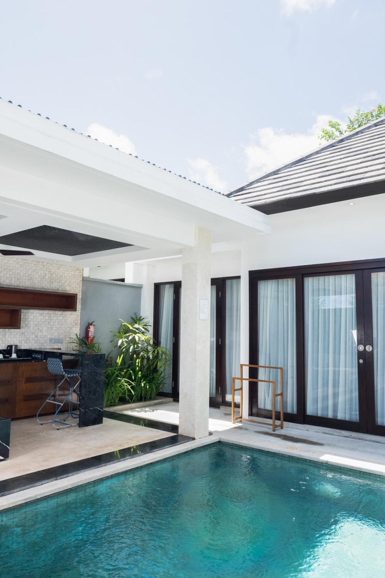 Prasana Villas By Arjani Resorts Uluwatu Exterior foto